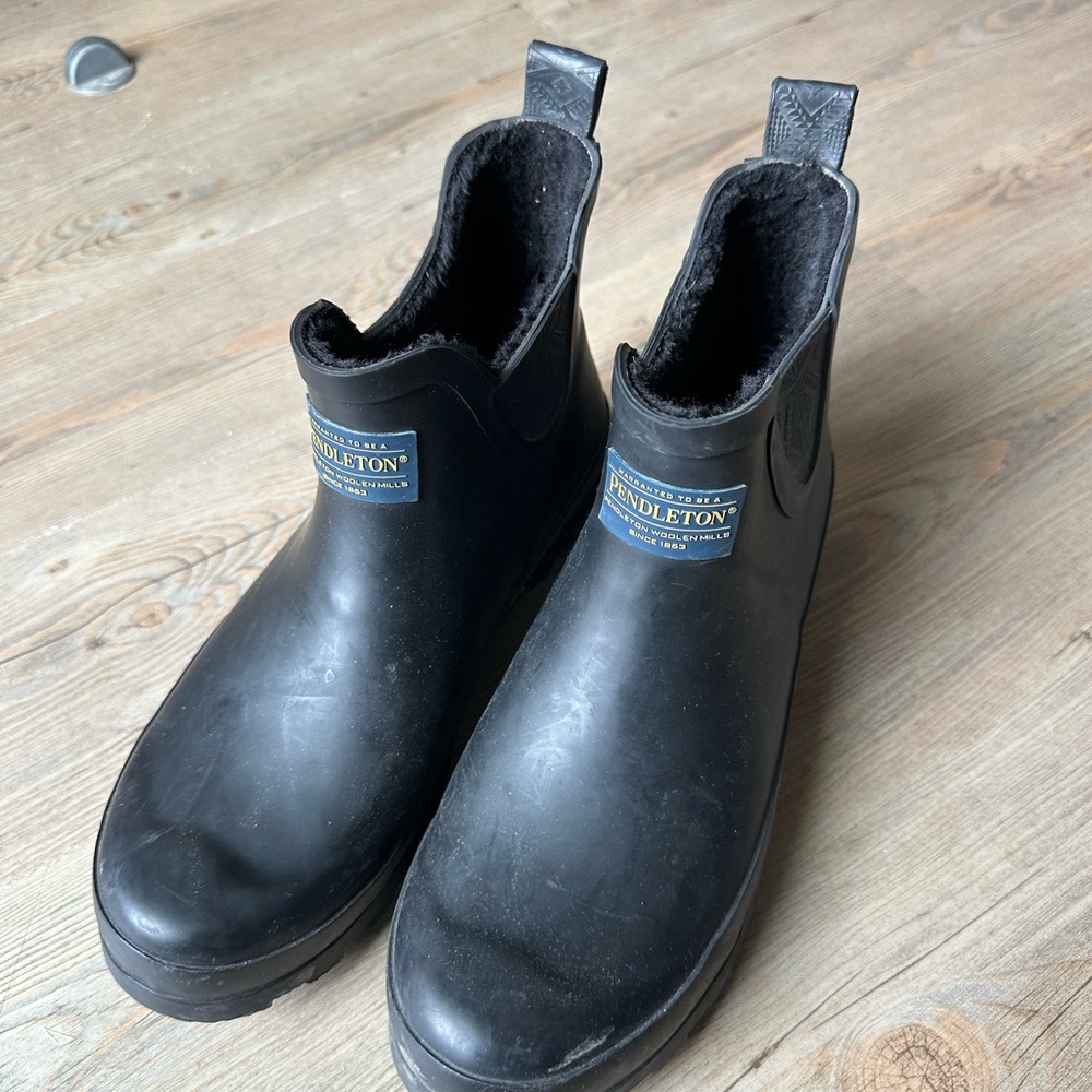 Pendleton Black Ankle Boots